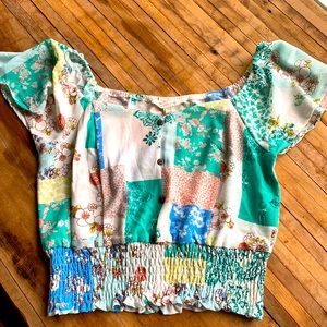 NWT Multi-pattern Crop Top Elastic waist Size Large